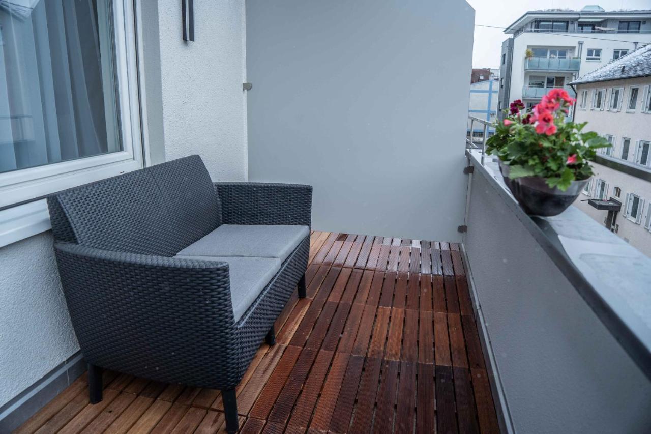 City Wohnung Fn L 5 Klimatisiert Mit Balkon Und Kueche Friedrichshafen Exterior foto