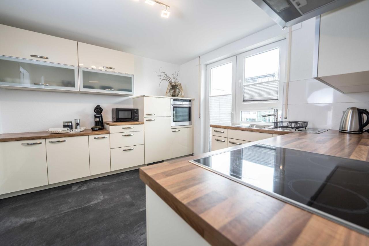 City Wohnung Fn L 5 Klimatisiert Mit Balkon Und Kueche Friedrichshafen Exterior foto