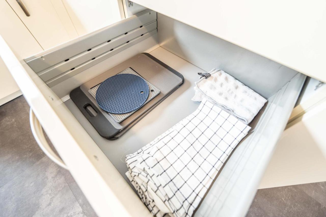 City Wohnung Fn L 5 Klimatisiert Mit Balkon Und Kueche Friedrichshafen Exterior foto
