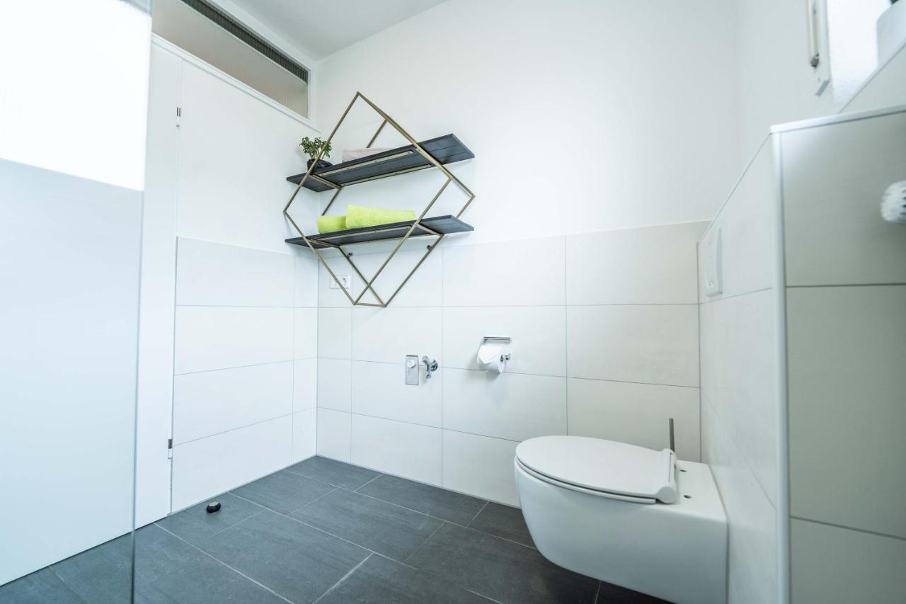 City Wohnung Fn L 5 Klimatisiert Mit Balkon Und Kueche Friedrichshafen Exterior foto