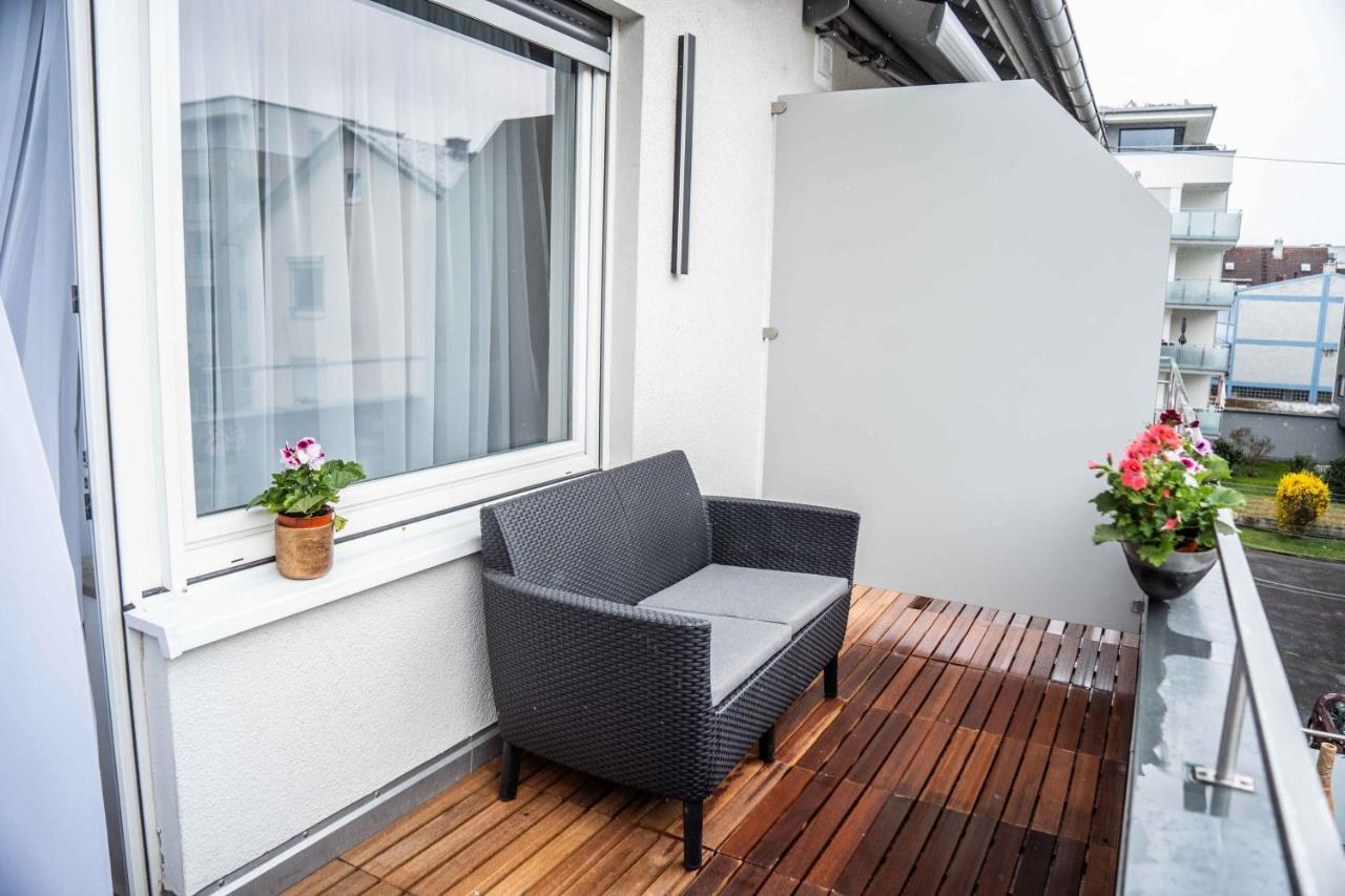 City Wohnung Fn L 5 Klimatisiert Mit Balkon Und Kueche Friedrichshafen Exterior foto
